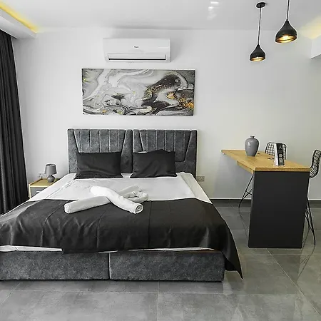 Xo Courtyard Long Beach Iskele Agios Georgios (Famagusta)
